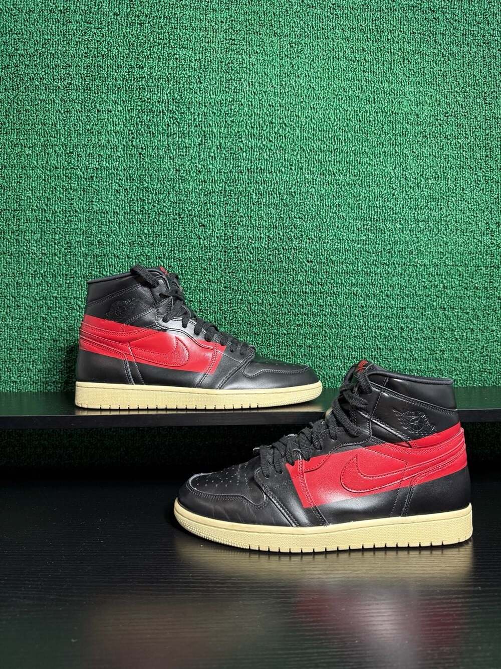 Nike Air Jordan 1 Retro High OG 'Couture' Black/University Red